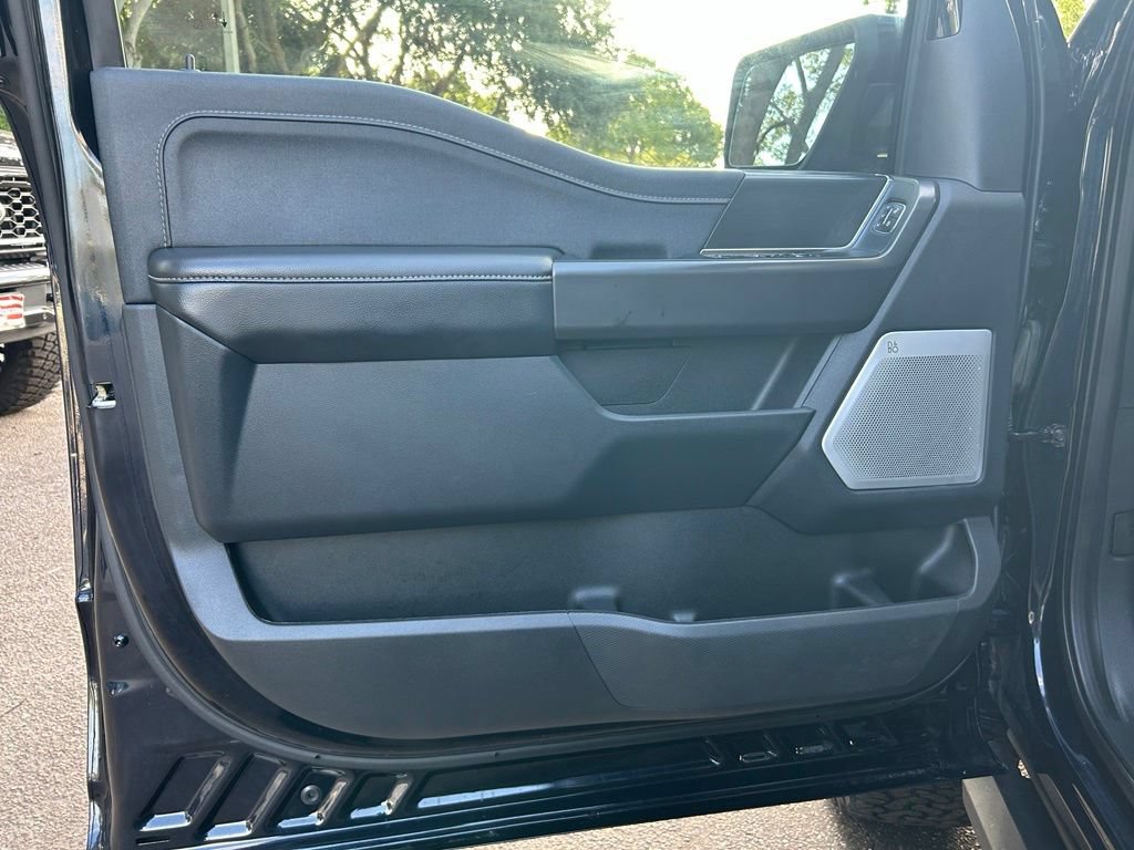 Used 2025 Ford F150 Lariat w/ Equipment Group 502A High AWD/4WD image 38