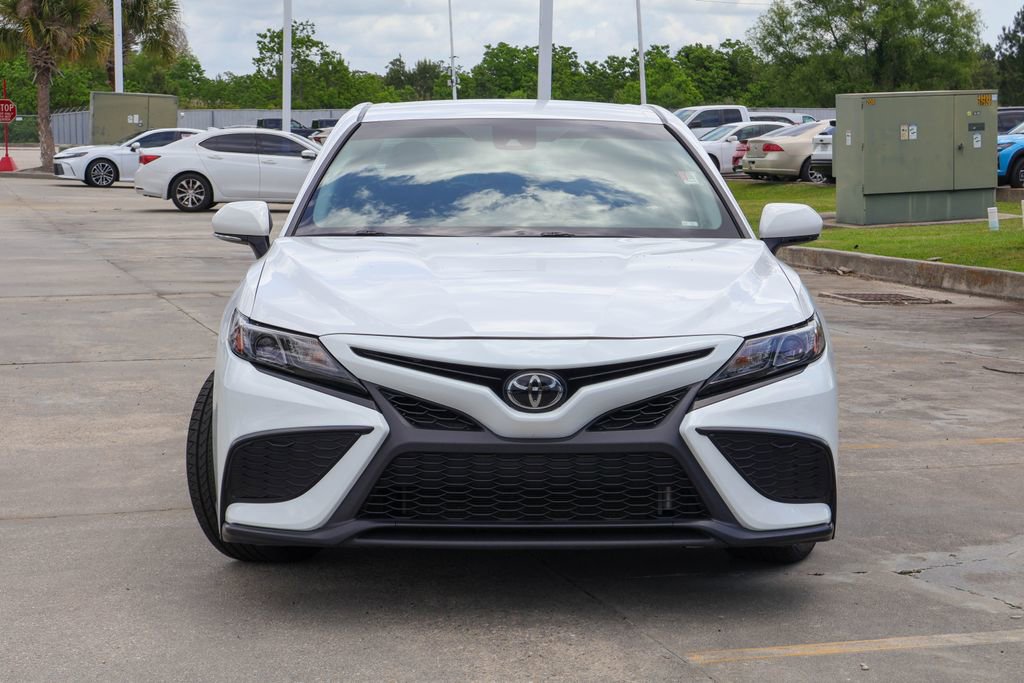 Used 2024 Toyota Camry SE FWD image 24