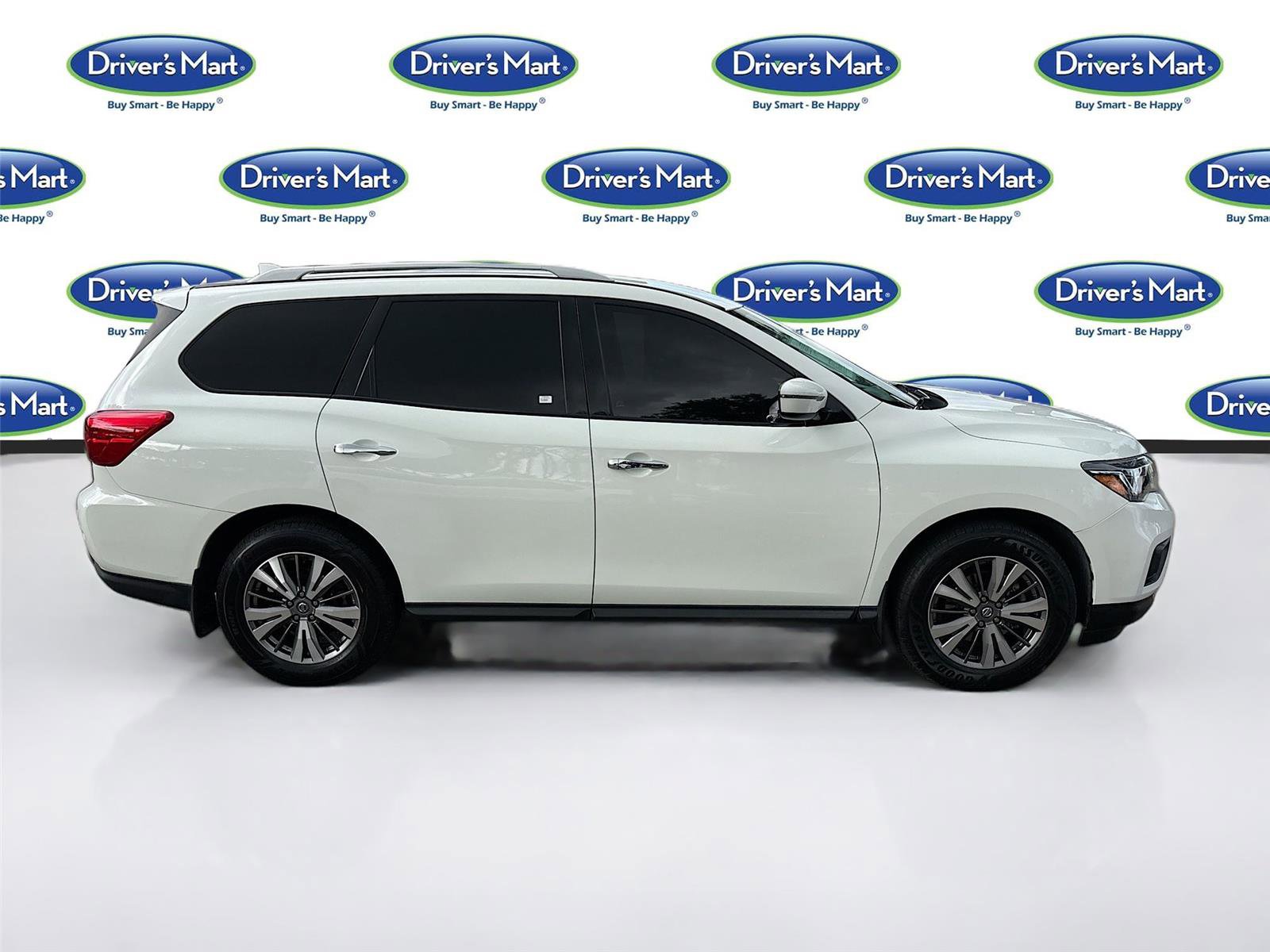 Used 2019 Nissan Pathfinder S FWD image 8