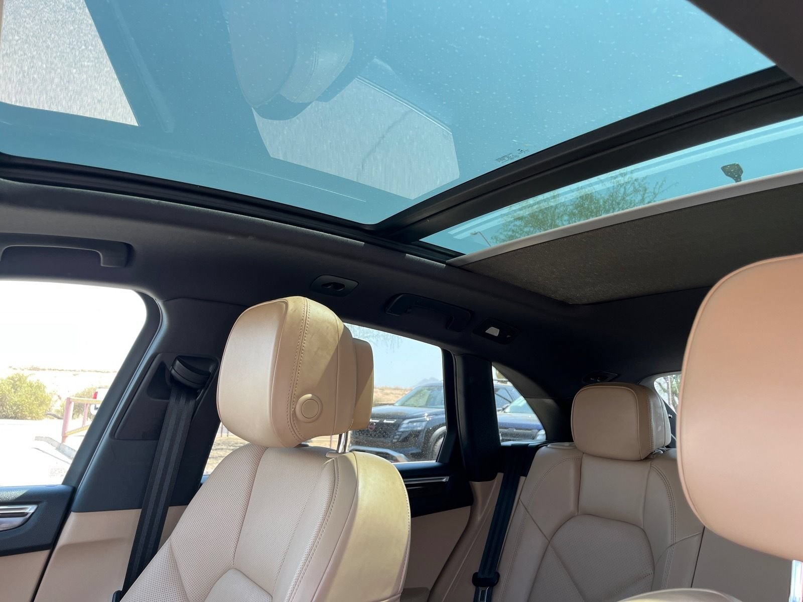 Used 2019 Porsche Macan AWD/4WD image 28
