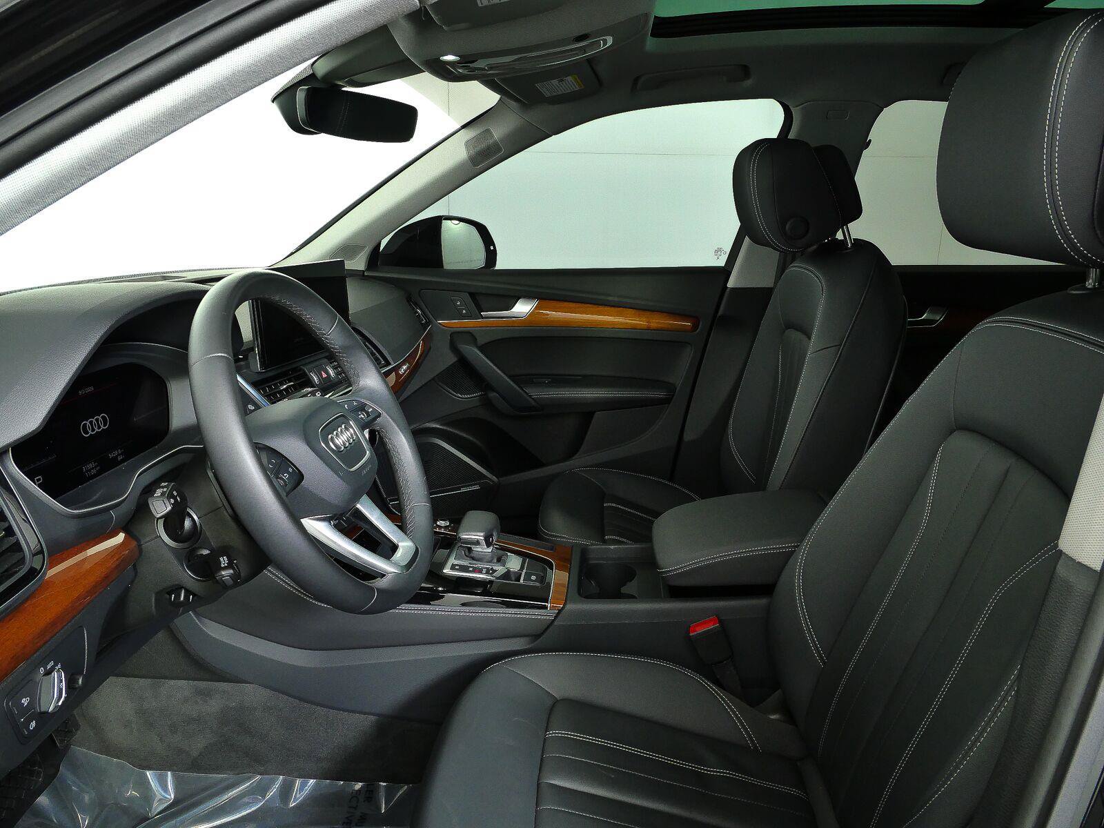 Used 2023 Audi Q5 2.0T Premium Plus AWD/4WD image 7