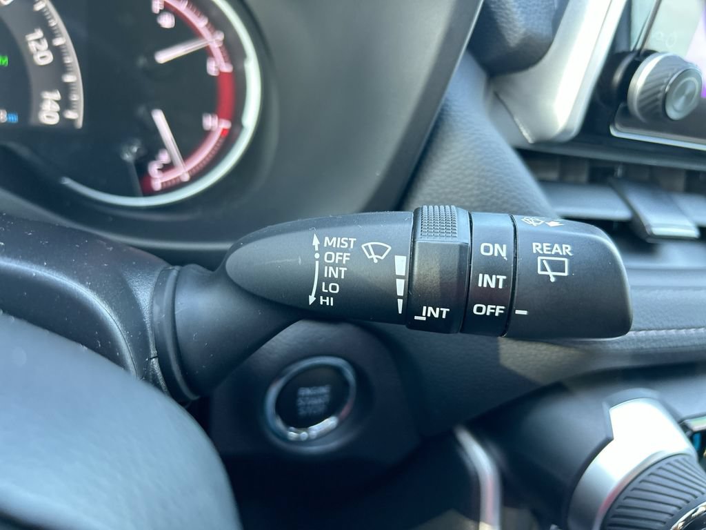 Certified 2025 Toyota RAV4 XLE FWD image 19