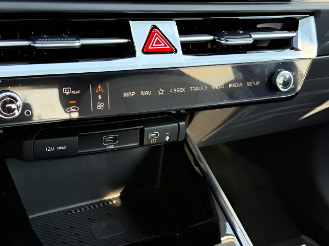 New 2026 Kia Niro EX w/ EX Premium Package FWD image 13