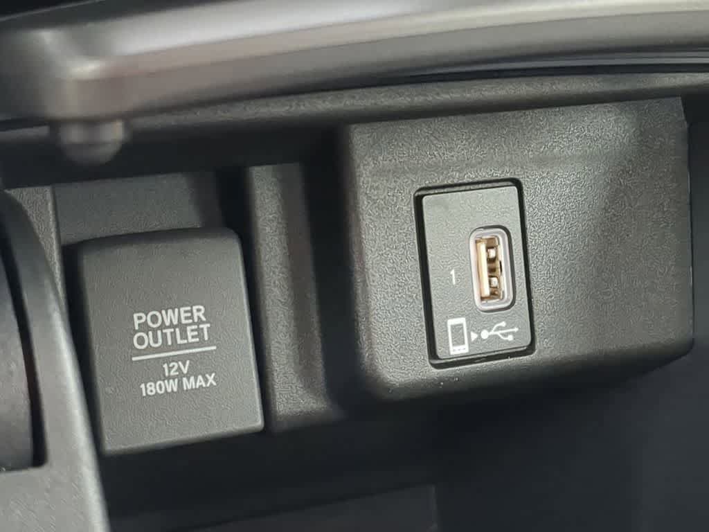 Used 2018 Honda Accord Touring image 29