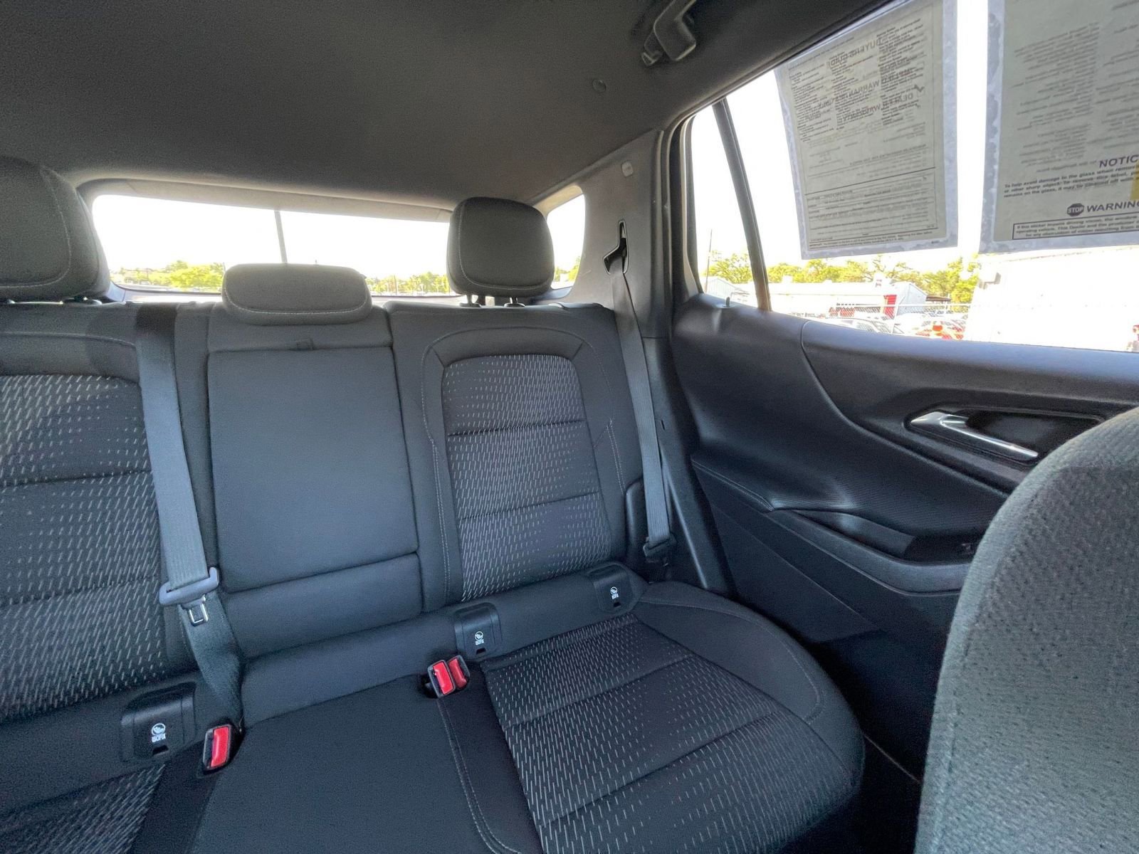 Used 2025 Chevrolet Equinox LT image 38