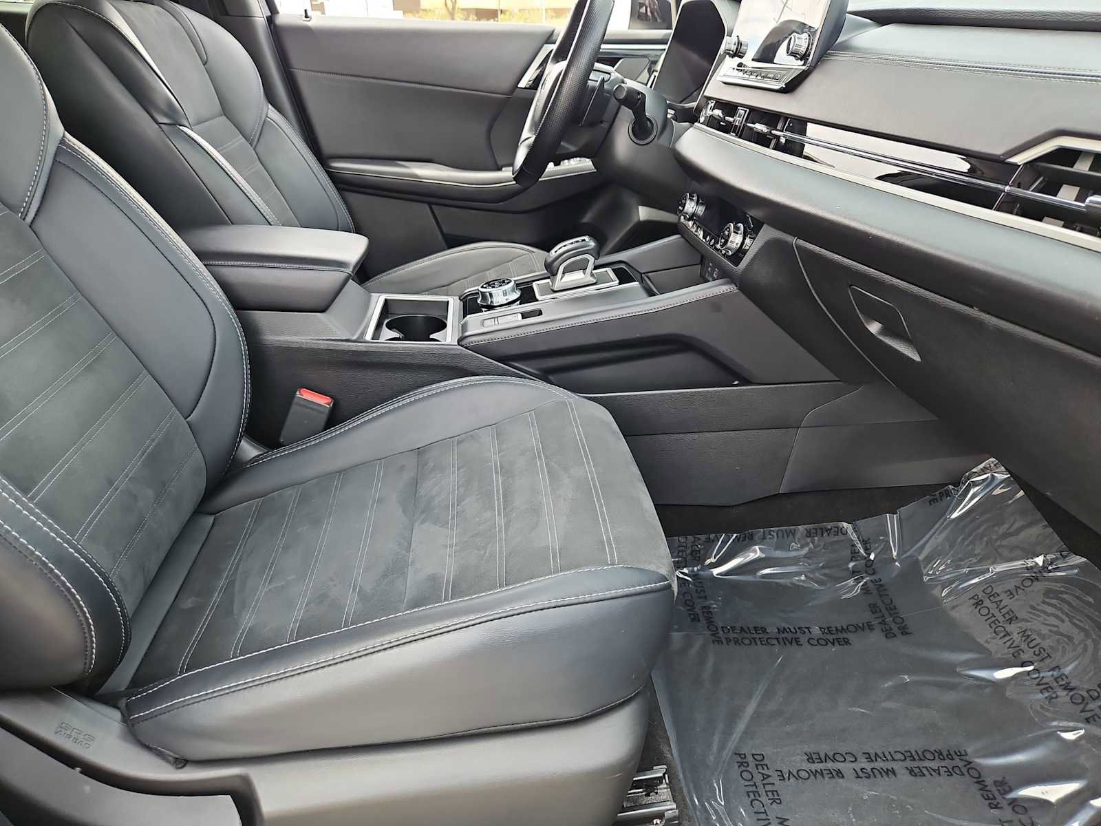 Used 2024 Mitsubishi Outlander SE AWD/4WD image 21