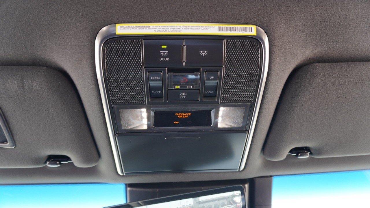 Used 2022 Lexus LX 600 4WD w/ Accessory Package (Z1) image 28