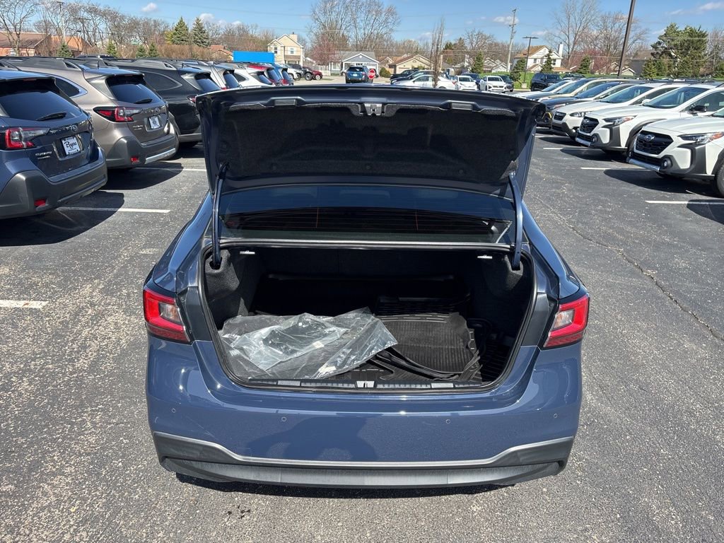 Certified 2023 Subaru Legacy Limited image 7