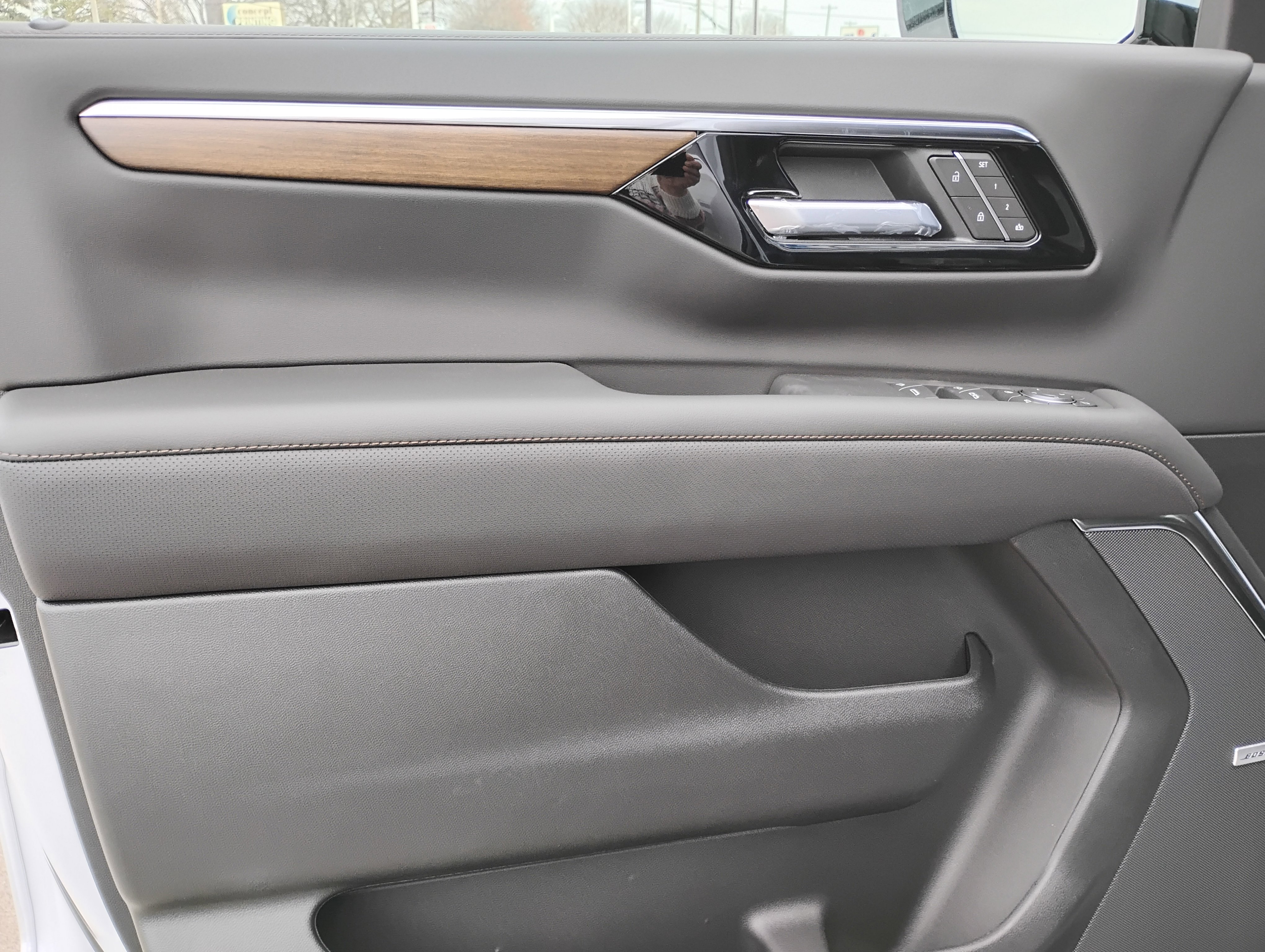 New 2026 Chevrolet Tahoe High Country w/ Sun And Tow Package image 15