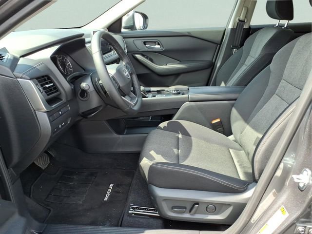 Used 2026 Nissan Rogue SV image 19