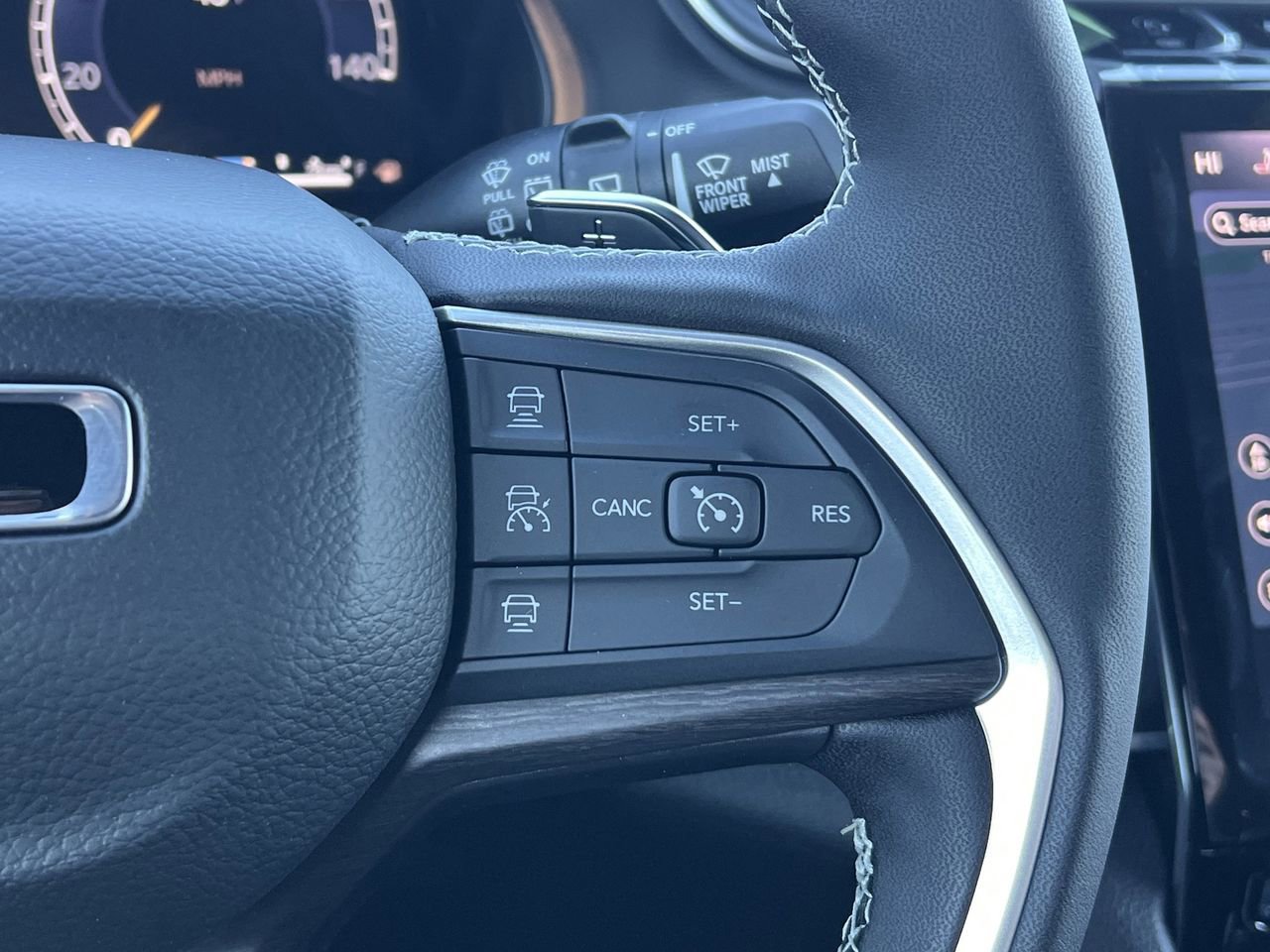 New 2025 Jeep Grand Cherokee L Limited AWD/4WD image 13