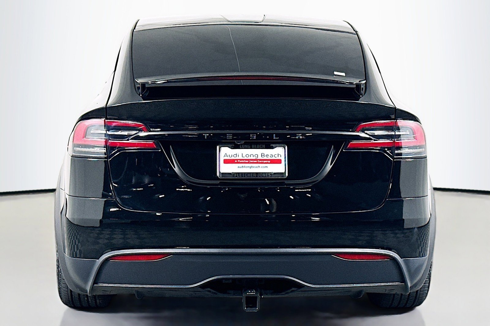Used 2023 Tesla Model X image 3