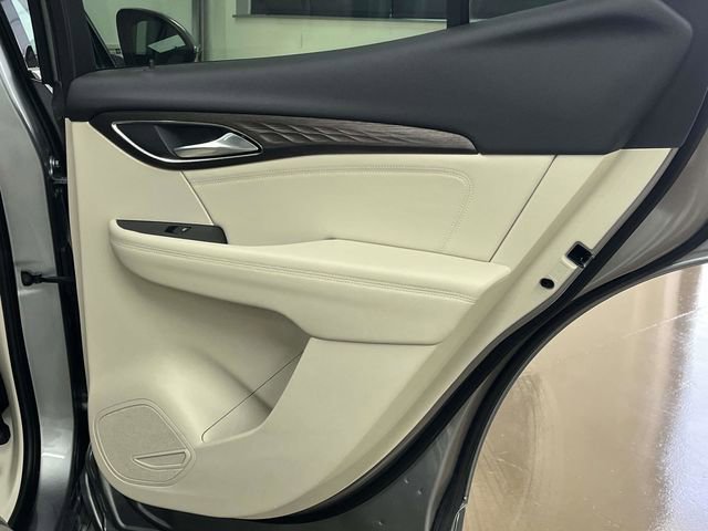 Used 2023 Buick Envision Avenir image 26