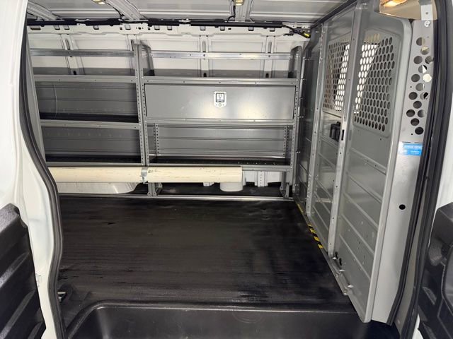 Used 2023 GMC Savana 2500 w/ Driver Convenience Package RWD image 8