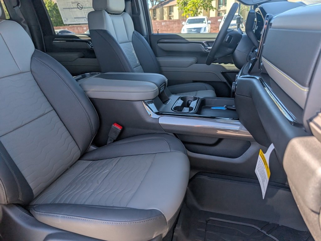 New 2026 Chevrolet Silverado 2500 ZR2 image 12