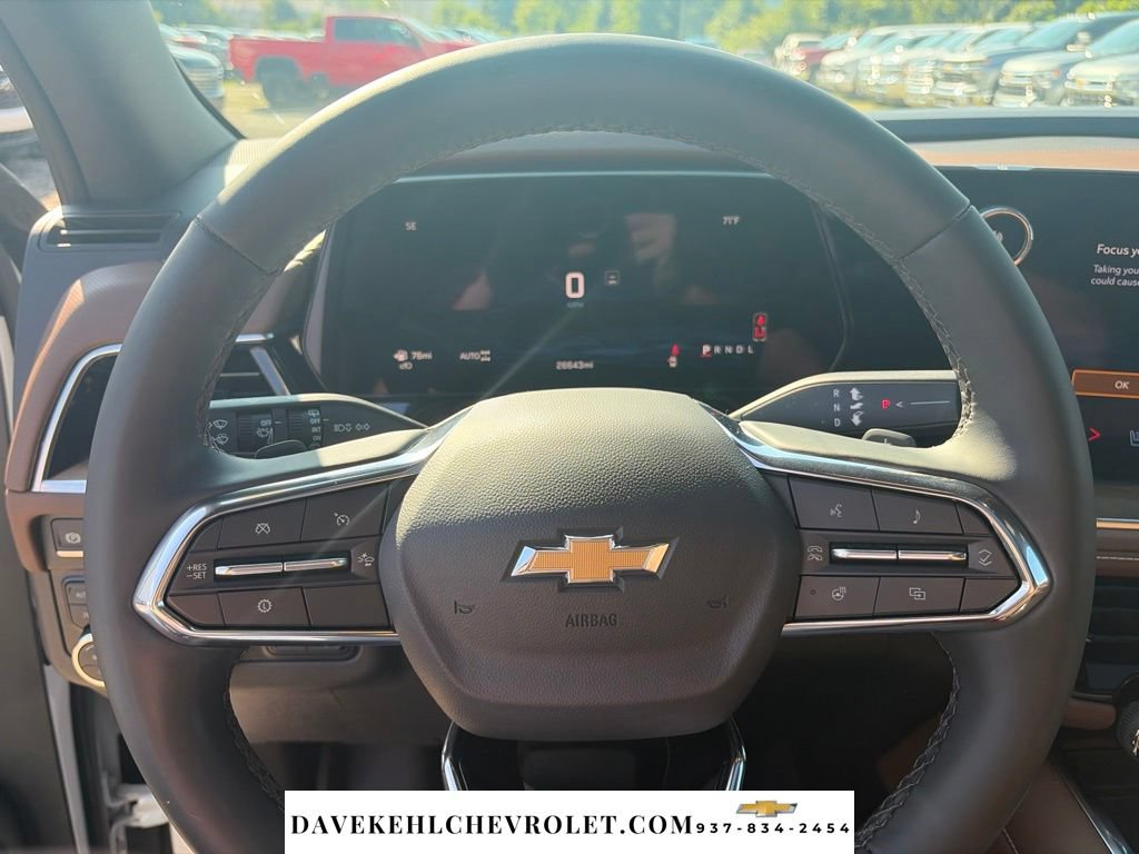 Used 2025 Chevrolet Tahoe High Country AWD/4WD image 13