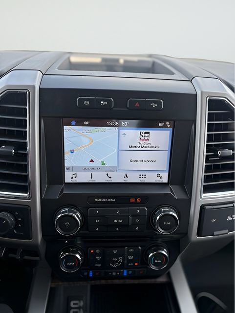 Used 2018 Ford F350 Lariat w/ Lariat Value Package AWD/4WD image 12