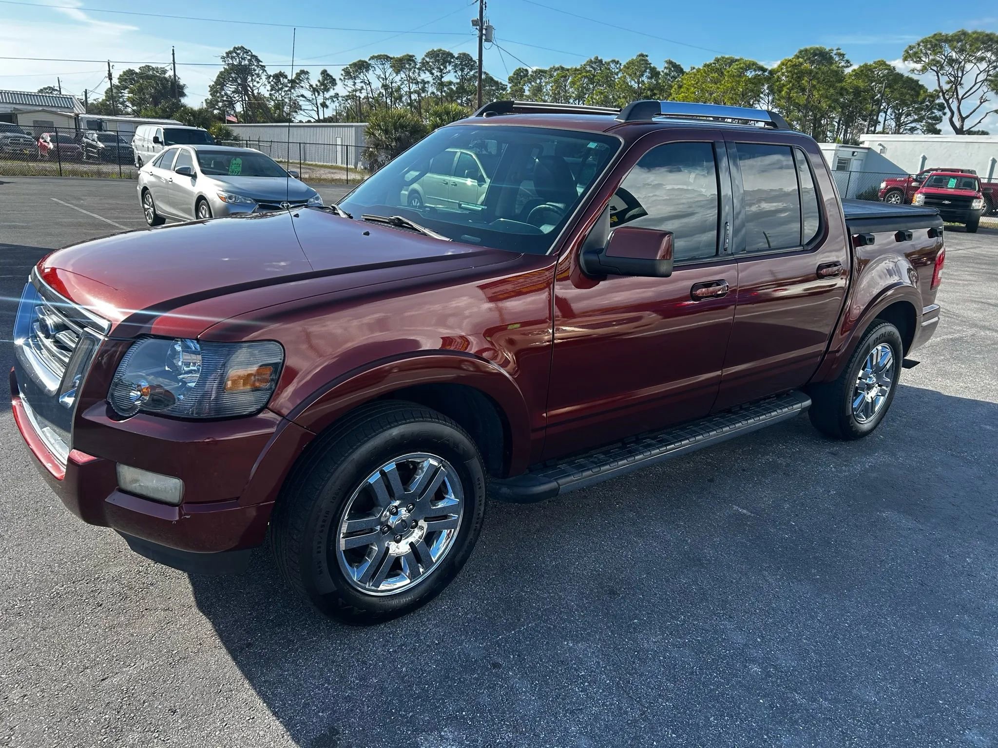 Used 2010 Ford Explorer Sport Trac Limited image 9