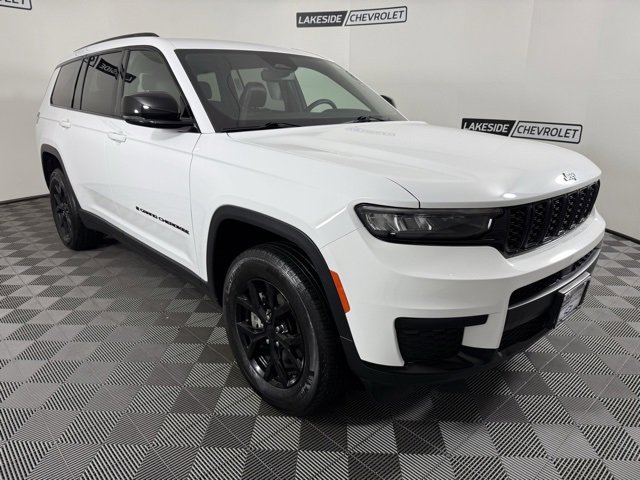 Used 2024 Jeep Grand Cherokee L Altitude image 8