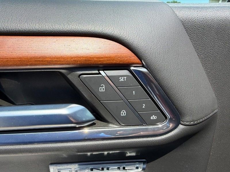 Used 2023 GMC Sierra 1500 Denali w/ Technology Package image 21