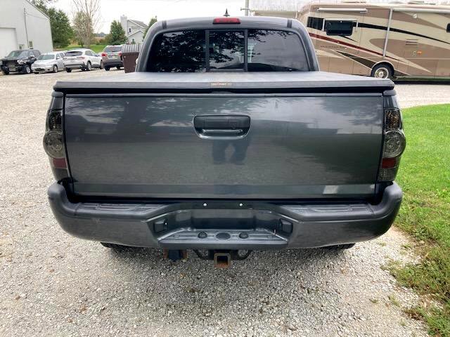 Used 2015 Toyota Tacoma TRD Pro image 4