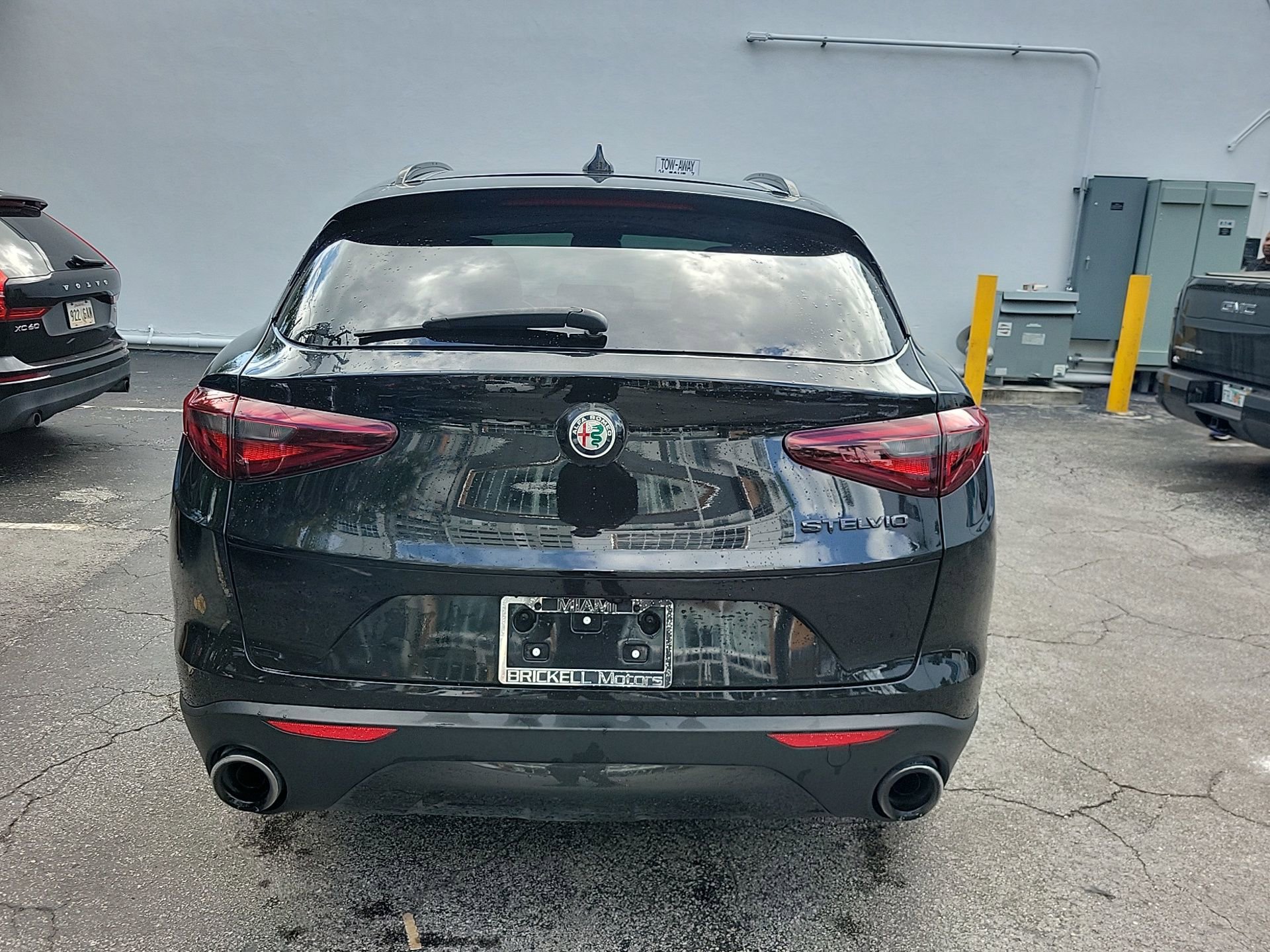 Used 2021 Alfa Romeo Stelvio Sprint w/ Nero Edizione RWD image 12