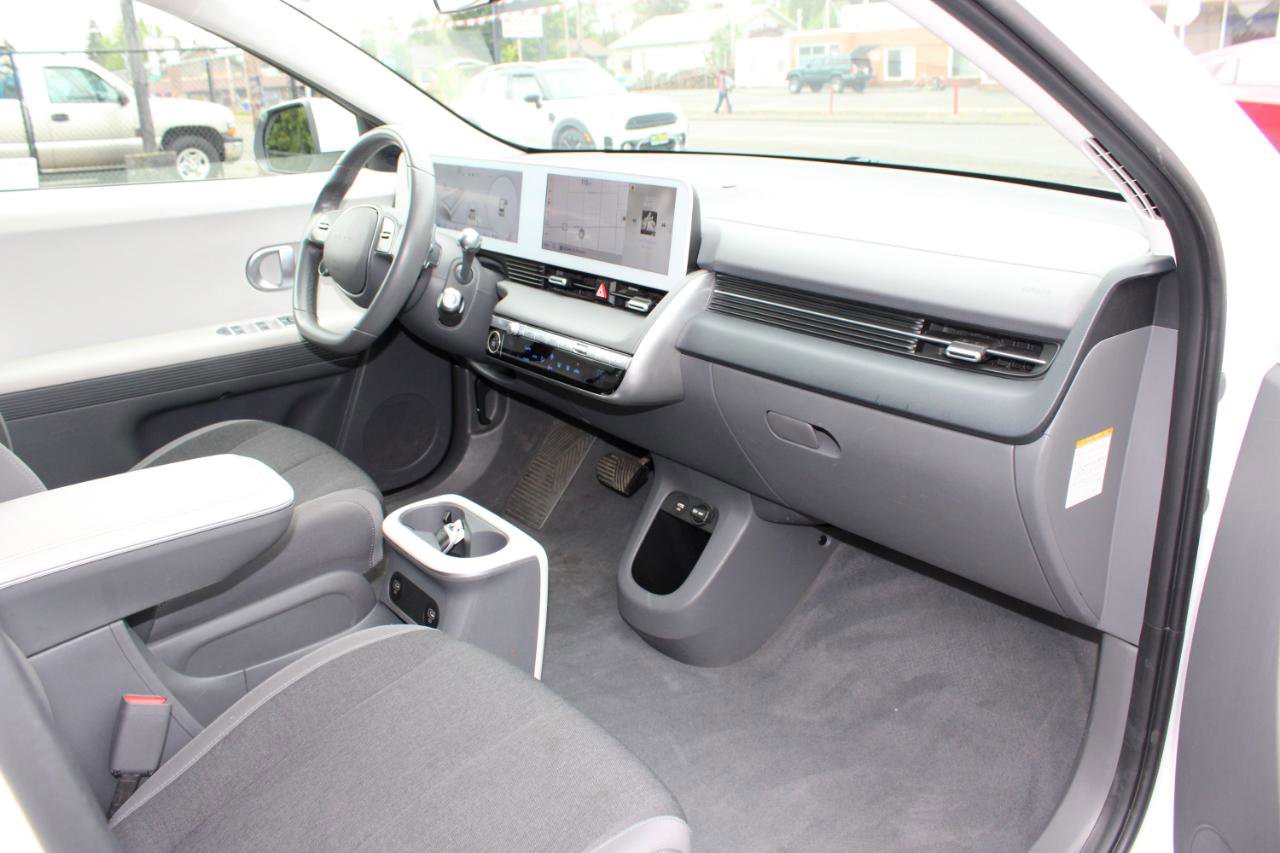 Used 2024 Hyundai Ioniq 5 SE RWD image 15