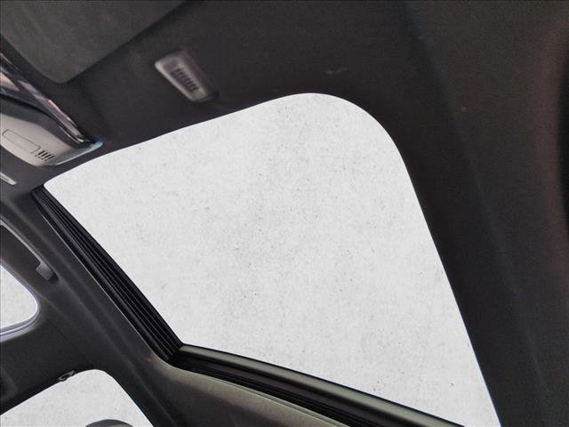 Used 2021 BMW 530e xDrive w/ Convenience Package image 16