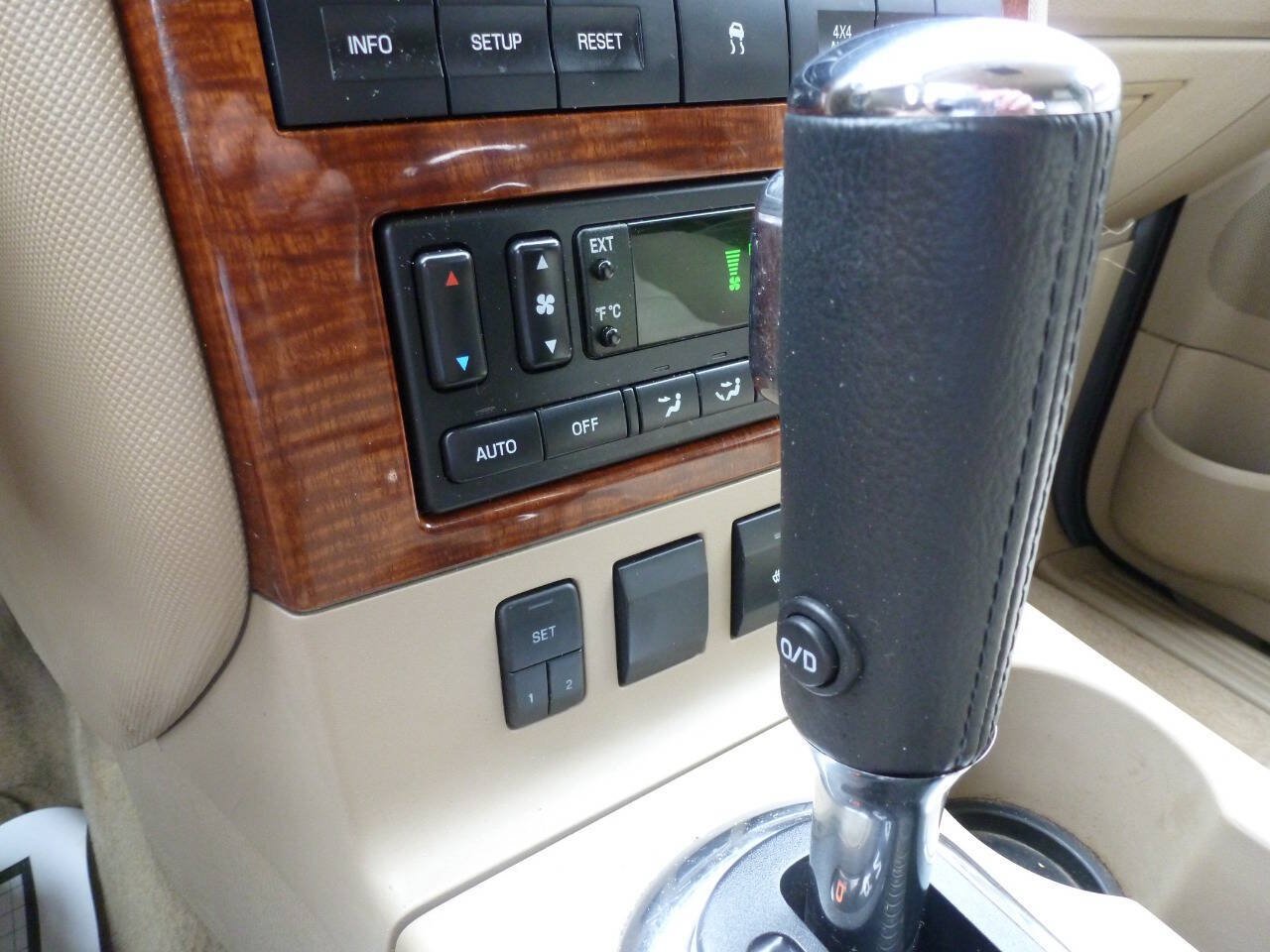 Used 2007 Ford Explorer Eddie Bauer AWD/4WD image 16