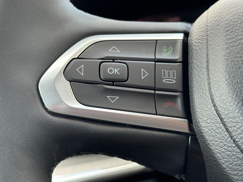 Used 2023 Jeep Compass Limited w/ Elite Group AWD/4WD image 17