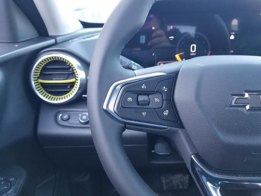 New 2026 Chevrolet Trax ACTIV w/ Driver Confidence Package image 32