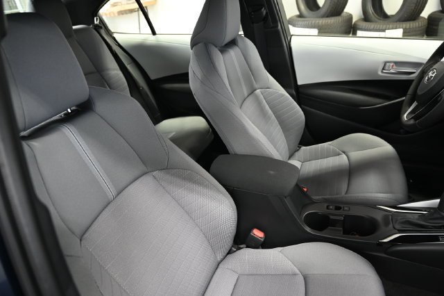 New 2026 Toyota Corolla SE w/ SE Premium Package FWD image 9