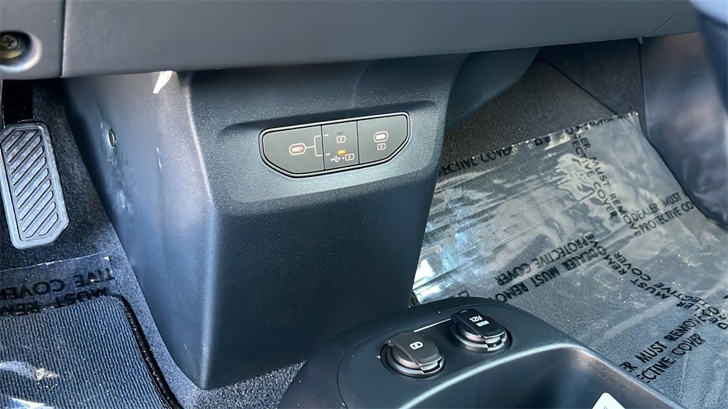 New 2025 Kia EV6 Light image 13