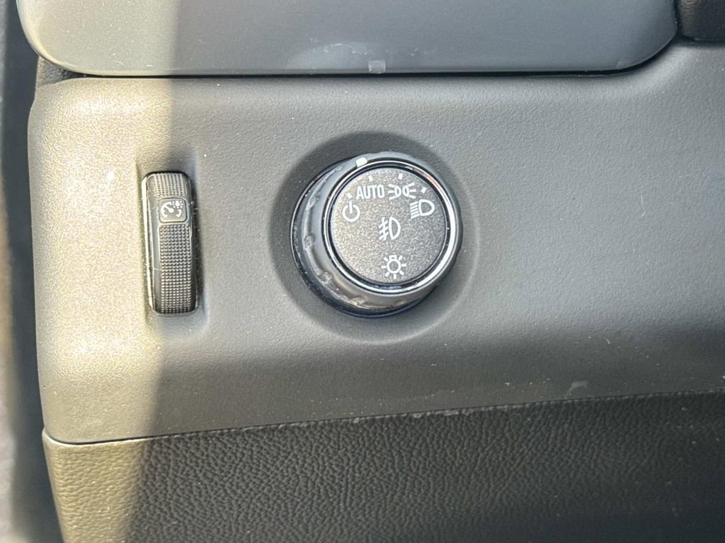 Used 2019 Chevrolet Tahoe Premier image 22