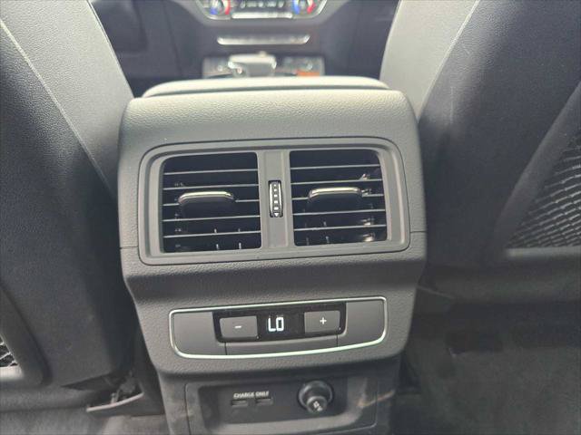 Used 2023 Audi Q5 2.0T Premium Plus w/ Premium Plus Package AWD/4WD image 18