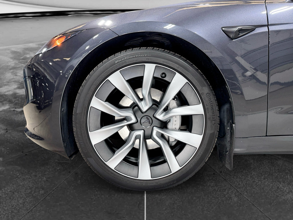 Used 2024 Tesla Model 3 Long Range AWD/4WD image 30