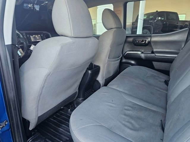 Used 2018 Toyota Tacoma SR5 image 31
