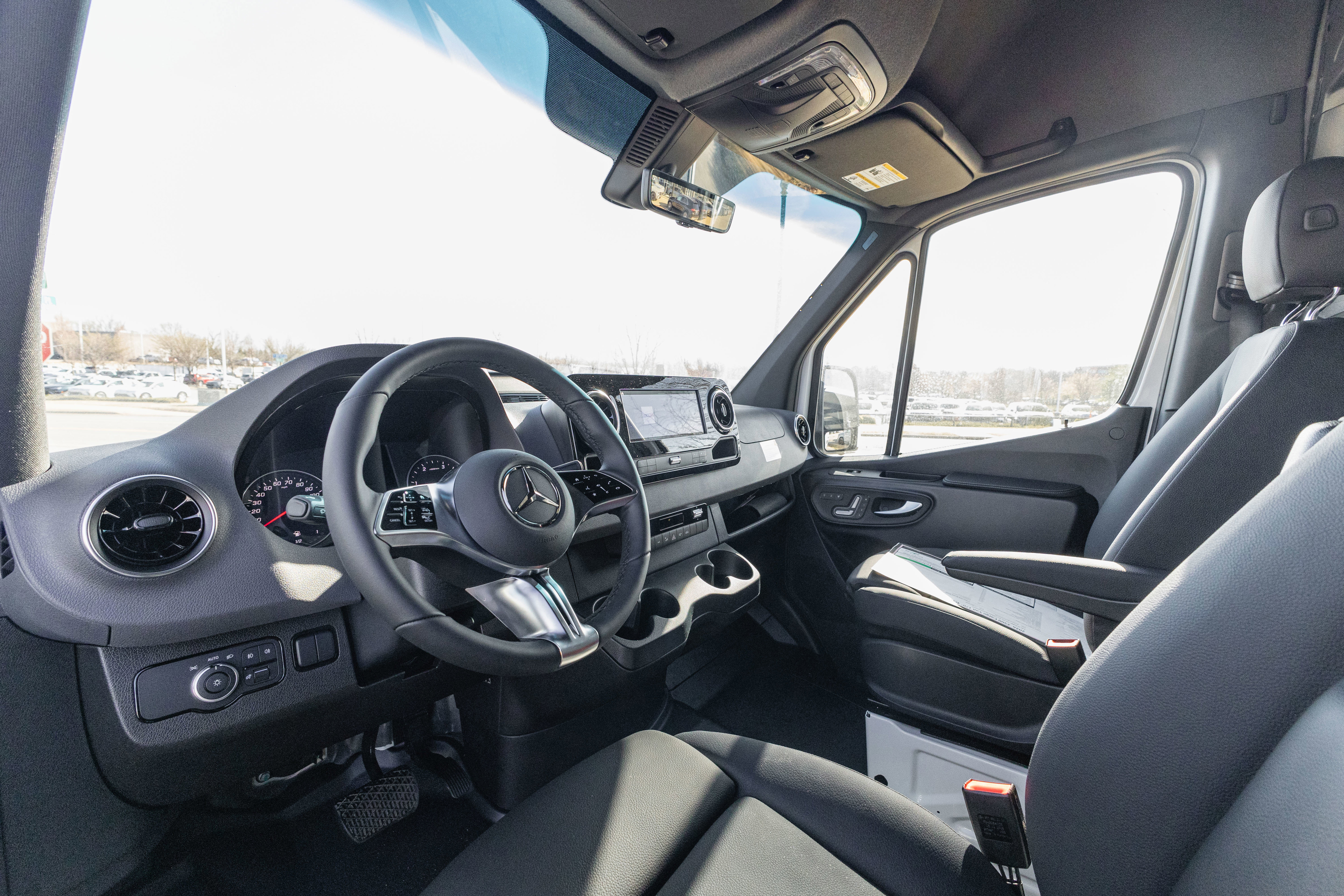 New 2026 Mercedes-Benz Sprinter 2500 image 33