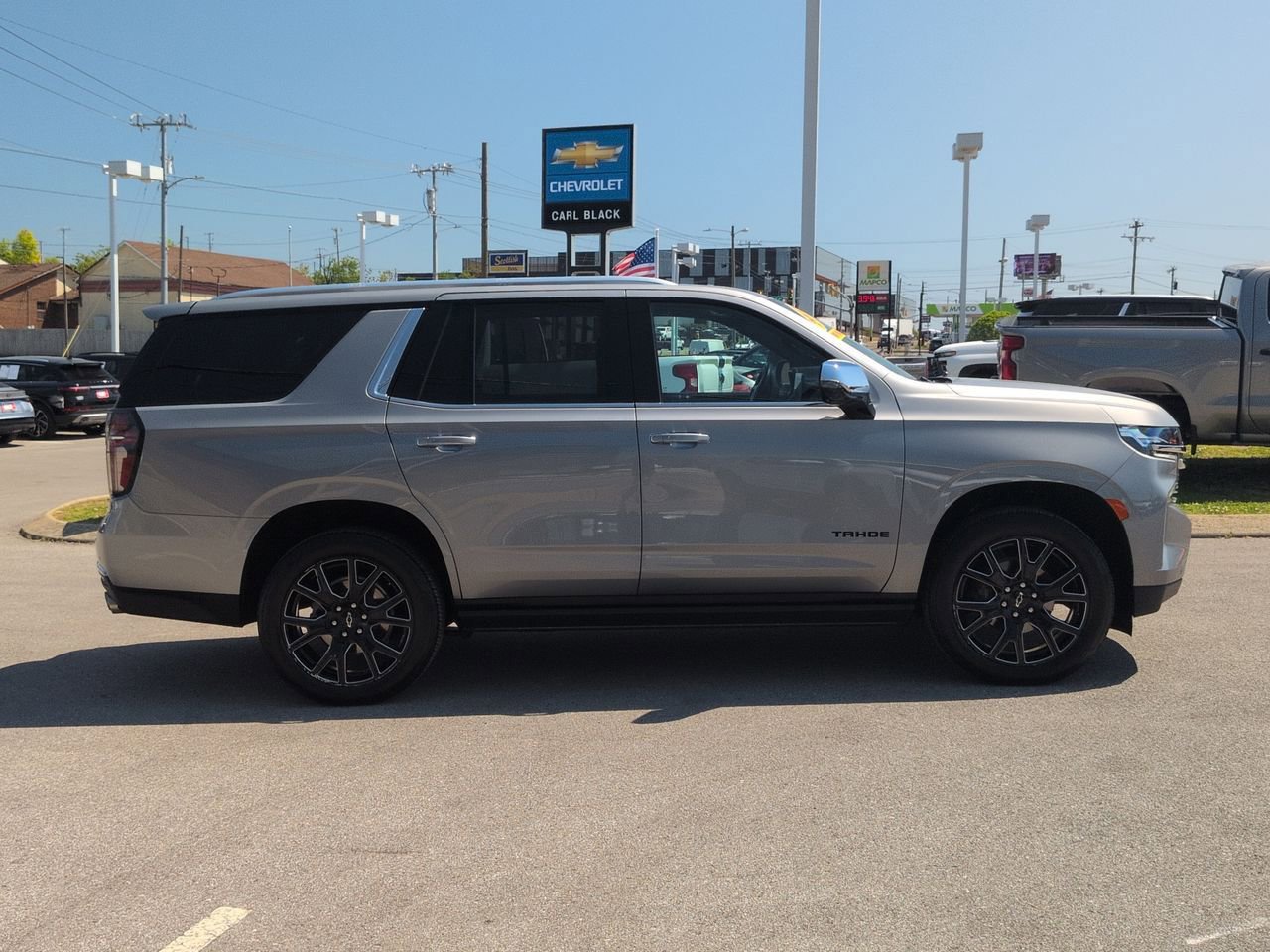 Used 2023 Chevrolet Tahoe Premier AWD/4WD image 9