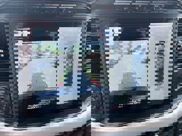 Certified 2022 Ford F150 XLT w/ Equipment Group 302A High image 14