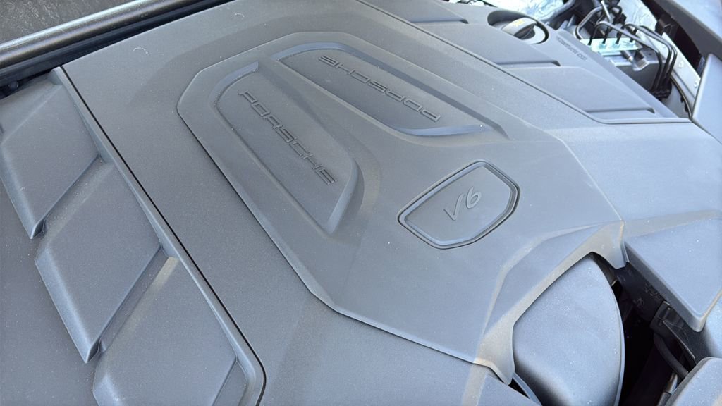 Certified 2026 Porsche Cayenne image 19
