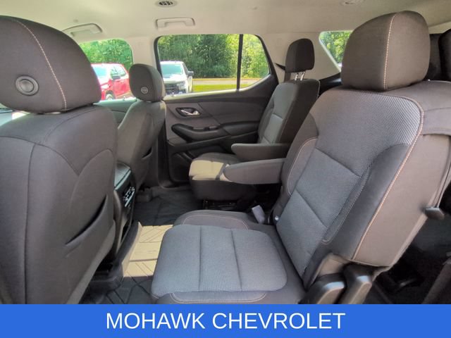 Used 2020 Chevrolet Traverse LT w/ Driver Confidence II Package AWD/4WD image 33
