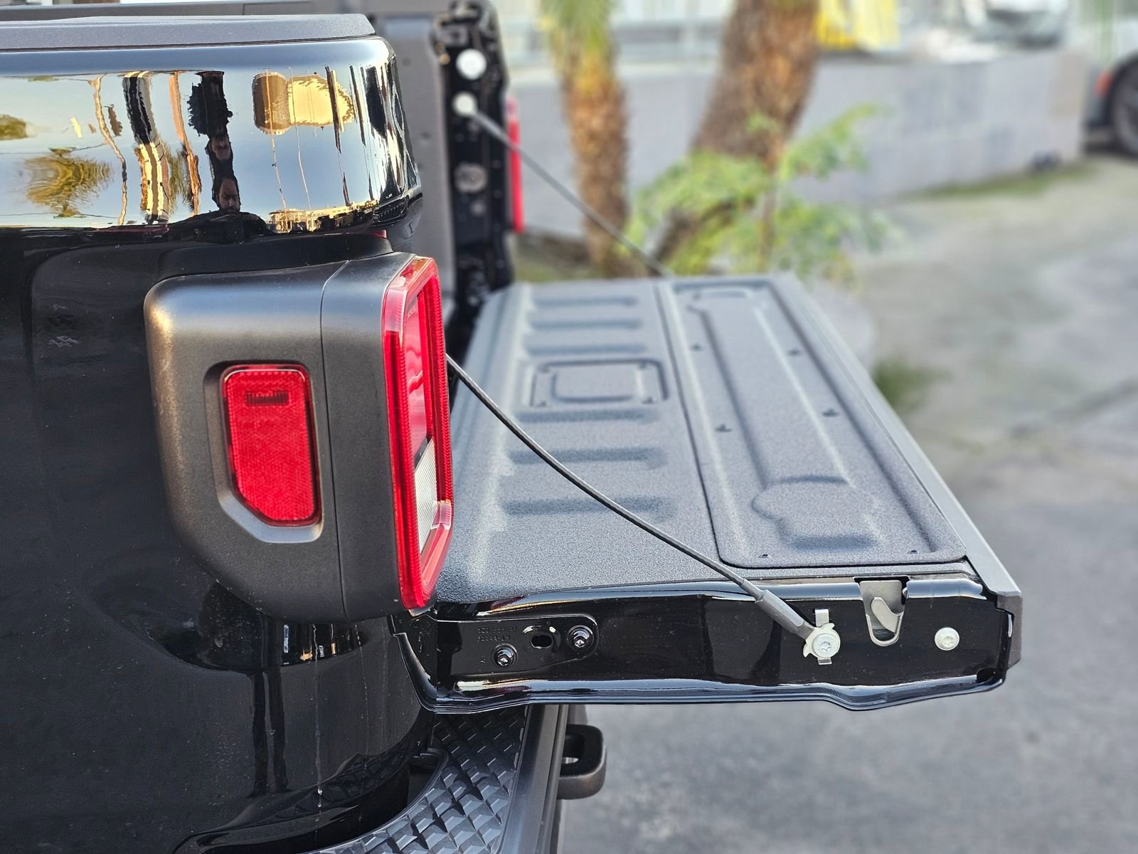 New 2026 Jeep Gladiator Sahara image 8