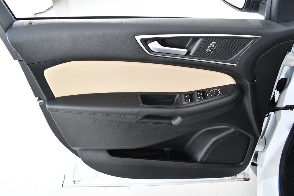 Used 2022 Ford Edge SEL w/ Convenience Package image 25