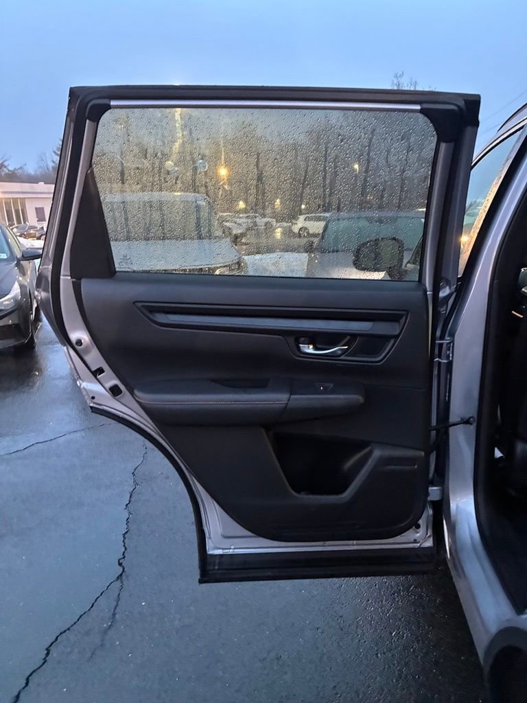 Used 2025 Honda CR-V Sport-L image 45