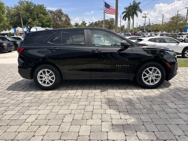 Used 2022 Chevrolet Equinox LS w/ LS Convenience Package FWD image 14
