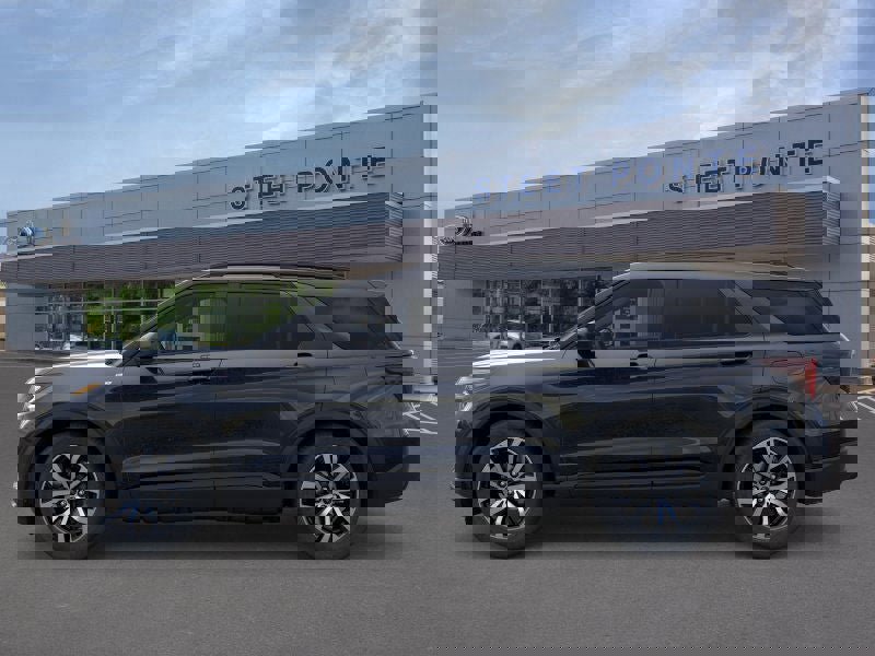 New 2026 Ford Explorer ST-Line image 3