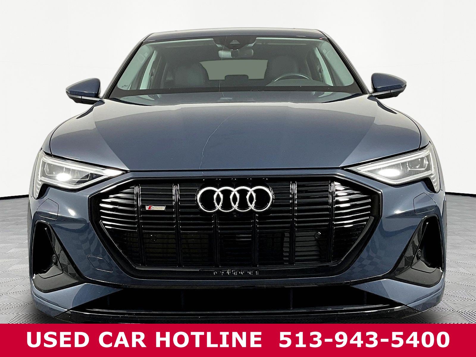 Used 2022 Audi e-tron Premium Plus w/ Premium Plus Package AWD/4WD image 2