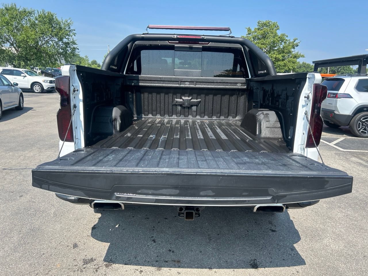 Used 2021 Chevrolet Silverado 1500 LT Trail Boss w/ Convenience Package II AWD/4WD image 14