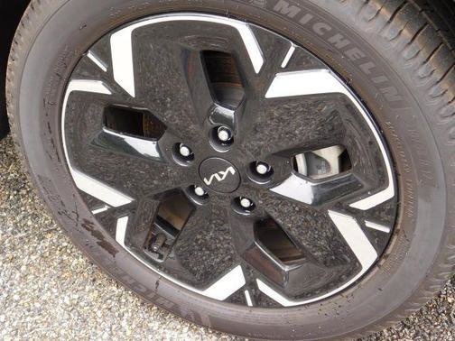 Used 2023 Kia Niro Wind FWD image 10